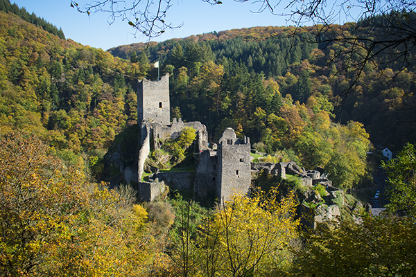 nierderburg manderscheid, manderscheider burgenstieg